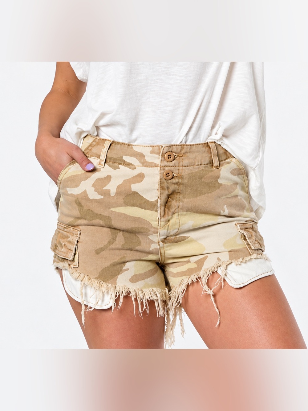 We the Free Commando camo cut off shorts, size 6